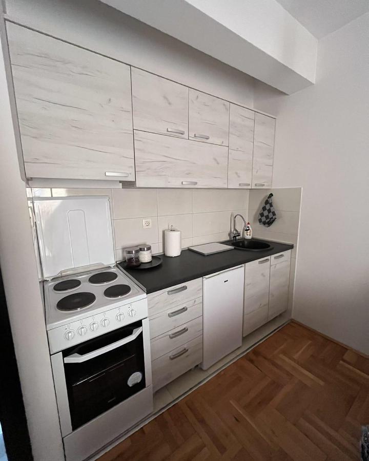 Studio Place 8 Подгориця Екстер'єр фото